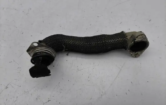 Citroen DS3 EGR valve line/pipe/hose 9674950180