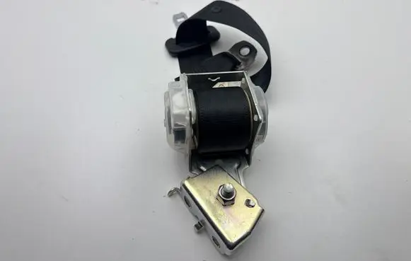 Toyota Prius (XW30) Rear seatbelt C093101