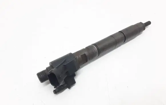 Volvo XC60 Fuel injector 31272767