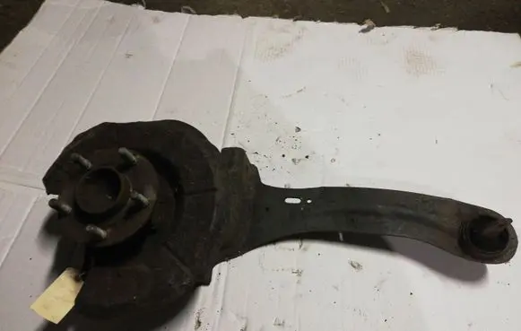 Ford Focus Rear wheel hub spindle/knuckle 