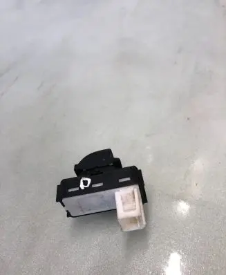 Opel Grandland X Electric window control switch 98044803Zd