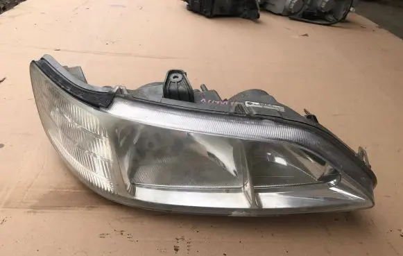 Honda Accord Headlight/headlamp 1EB23603602