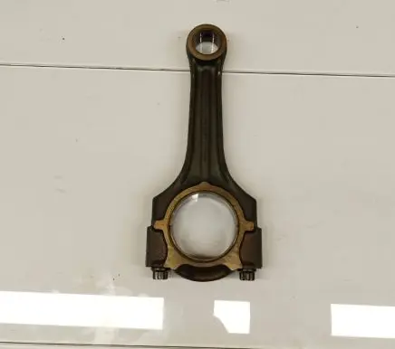 Mercedes-Benz E W124 Connecting rod/conrod 1040300620 1040300120
