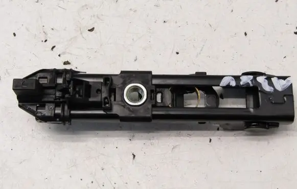 Audi A3 S3 8V Seat belt adjustment rail 8V0857819