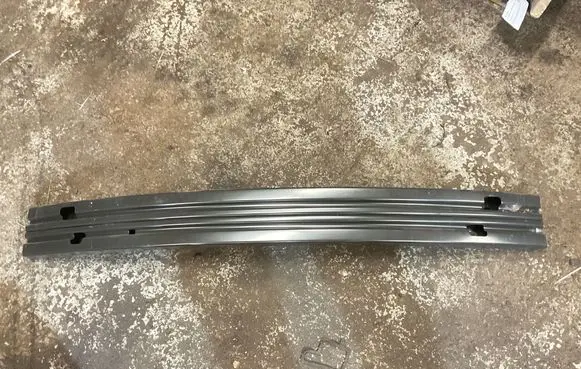 Nissan Leaf II (ZE1) Rear bumper cross member 850305SH0H