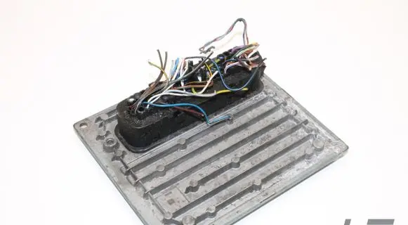 Ford Ka Engine control unit/module 6S5112A650BB