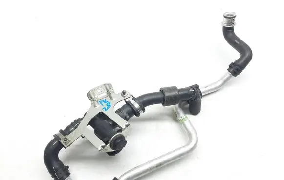 Porsche Panamera (970) Engine coolant pipe/hose 97057258600