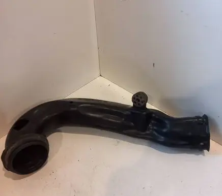 BMW 7 E38 Air intake hose/pipe 13712246762