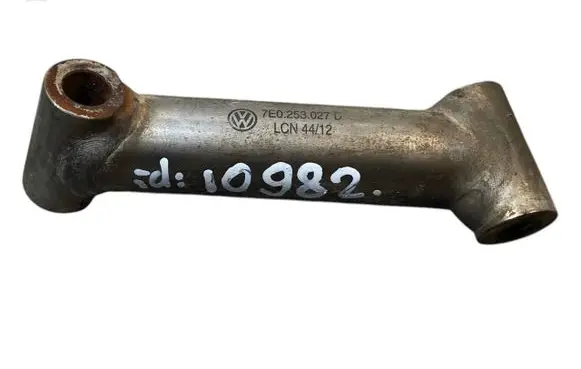 Volkswagen Transporter - Caravelle T5 Other engine bay part 7E0253027D
