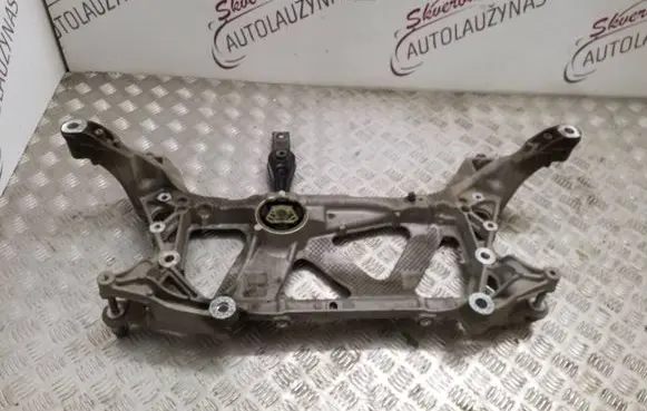 Volkswagen PASSAT B8 Front subframe 3Q0199369E