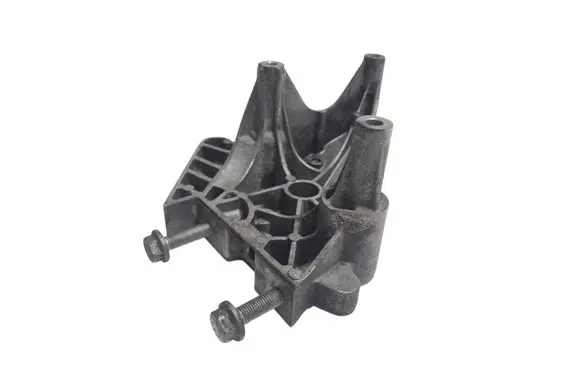 Volkswagen Golf V Engine mounting bracket 03G199207G V550KTS111