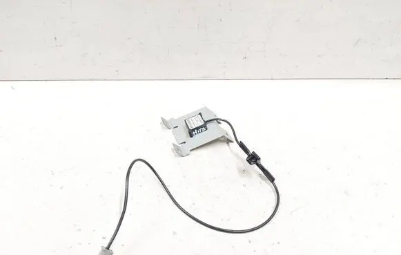 Mitsubishi Outlander Aerial GPS antenna 8751A004 9715M378A 3AP131