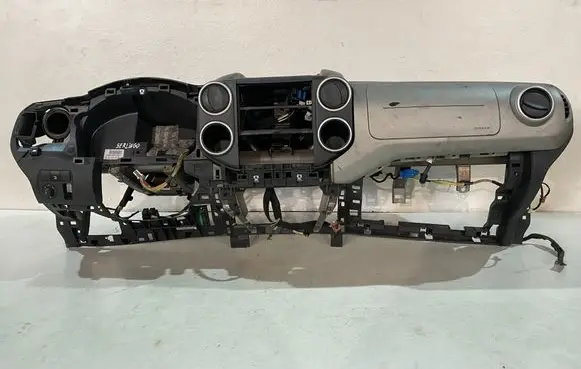 Citroen Berlingo Dashboard 9680926477