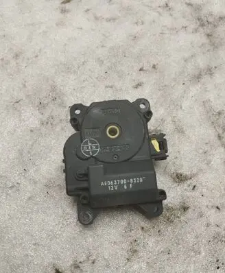Mitsubishi Colt Air flap motor/actuator AE0637008320