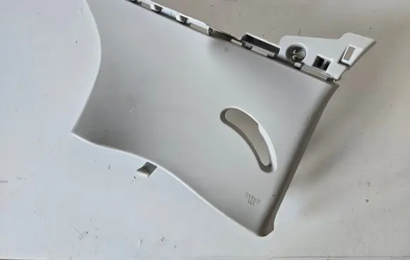 Nissan Leaf II (ZE1) (B) pillar trim (top) 769345SH0A