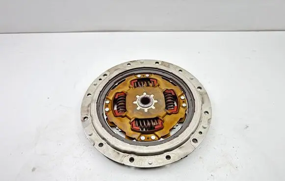 Toyota Auris E180 Clutch pressure plate AISHVDT9001