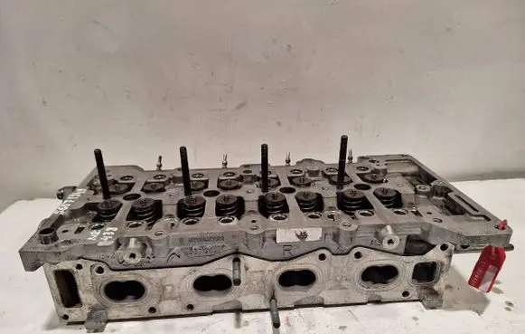 Opel Insignia A Engine head 55571949