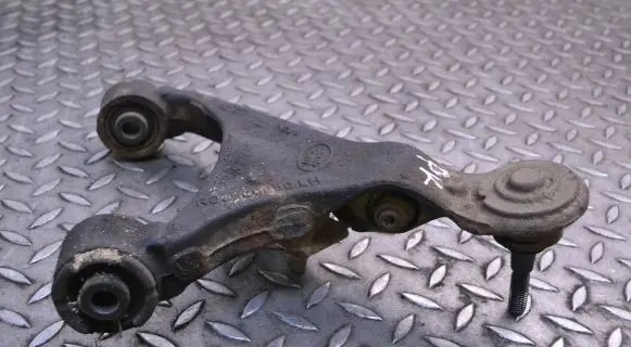Land Rover Range Rover Sport L320 Front lower control arm/wishbone RBJ500850