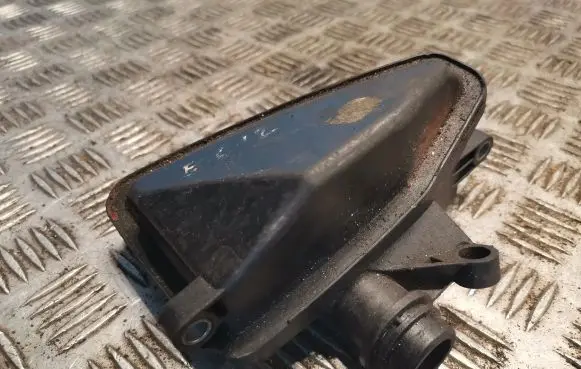 Mercedes-Benz E W212 Intake resonator 6421400087