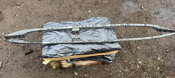 Volvo V70 Roof bar rail 8663914