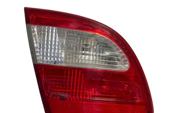 Mercedes-Benz E W211 Tailgate rear/tail lights A2118201364