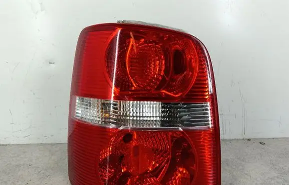 Volkswagen Touran I Rear/tail lights 