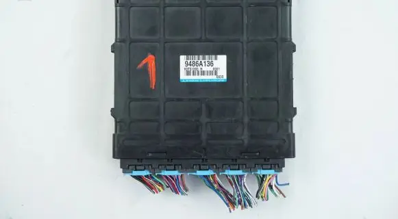 Mitsubishi Outlander Engine control unit/module ECU 9486A136