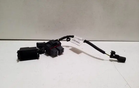 Volvo XC60 Relay mounting block 31394023
