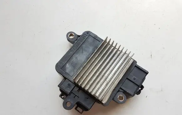 Lexus GS 300 350 430 450H Coolant fan relay 8925730060 4993003290