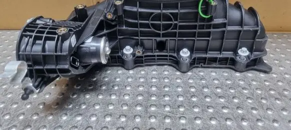 Mercedes-Benz Vito Viano W447 Intake manifold A6510905737