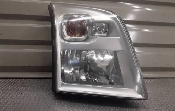 Ford Transit Headlight/headlamp 6C113W029DG