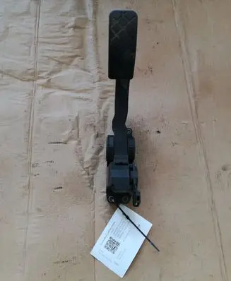 Skoda Fabia Mk1 (6Y) Accelerator throttle pedal 0281002378