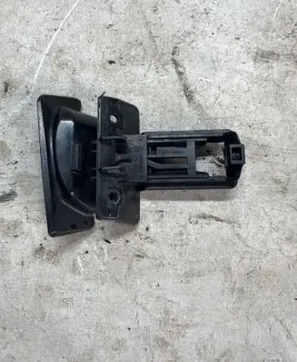 Mercedes-Benz E W211 Hand brake release handle 2114200077