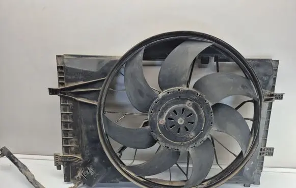 Mercedes-Benz C W203 Electric radiator cooling fan EC138Y19