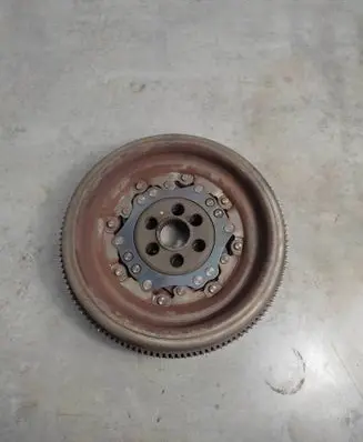 Skoda Yeti (5L) Dual mass flywheel 03l105266cl