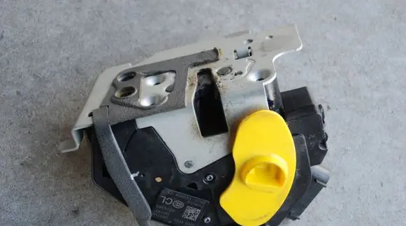 Ford Transit Custom Loading door lock BK21V43288CK