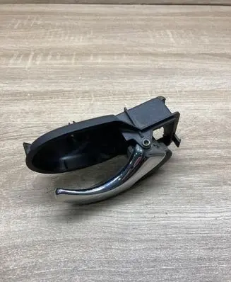 Ford Focus Front door interior handle XS41A22600AK