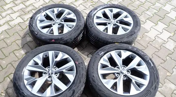 KIA Sportage R18 alloy rim 