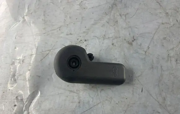 Ford Focus Engine bonnet (hood) release handle 16B626A 16B626AB