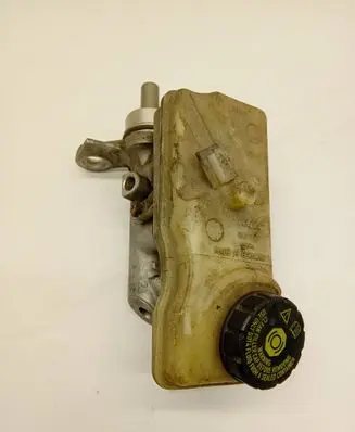 Renault Scenic II - Grand scenic II Master brake cylinder 182879