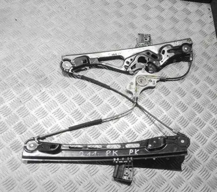 Mercedes-Benz E W211 Front door electric window regulator A2117200146