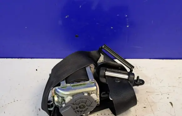 Volvo S60 Front seatbelt 616155800