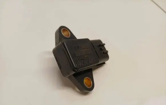 Nissan X-Trail T30 Air pressure sensor PS6901UA 5722