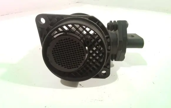 Skoda Octavia Mk2 (1Z) Mass air flow meter 038906461C 0281002757
