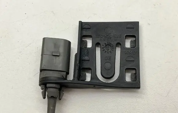 Skoda Fabia Mk3 (NJ) Outside/exterior temperature sensor 8Z0820535A