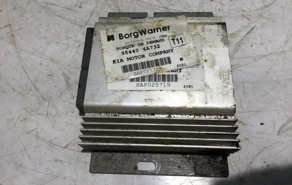 KIA Sorento Sound amplifier 954404A732
