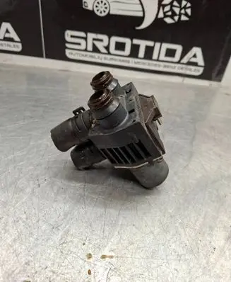 Mercedes-Benz E W211 Coolant heater control valve 0018307884 1147412115