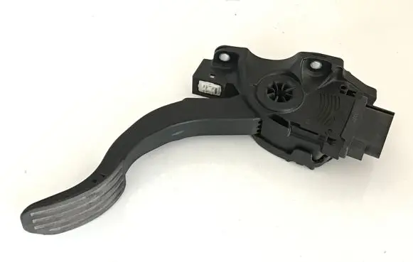 Volvo V70 Accelerator throttle pedal 6G929F836BD 6PV00922001