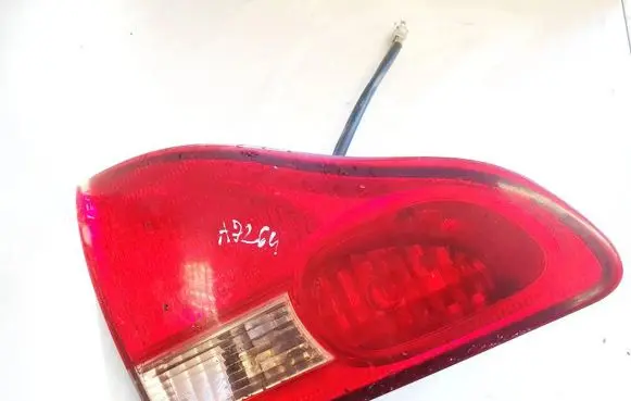 Toyota Avensis Verso Tailgate rear/tail lights