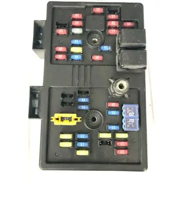 Chevrolet Captiva Fuse module 9682108282